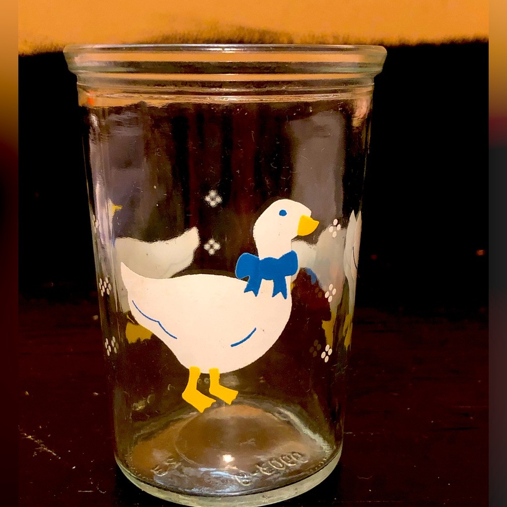 8990 Vintage Glass Jelly Jar Juice Country Goose White Blue Bow BAMA 4”.